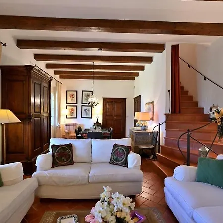 La Stella Villa